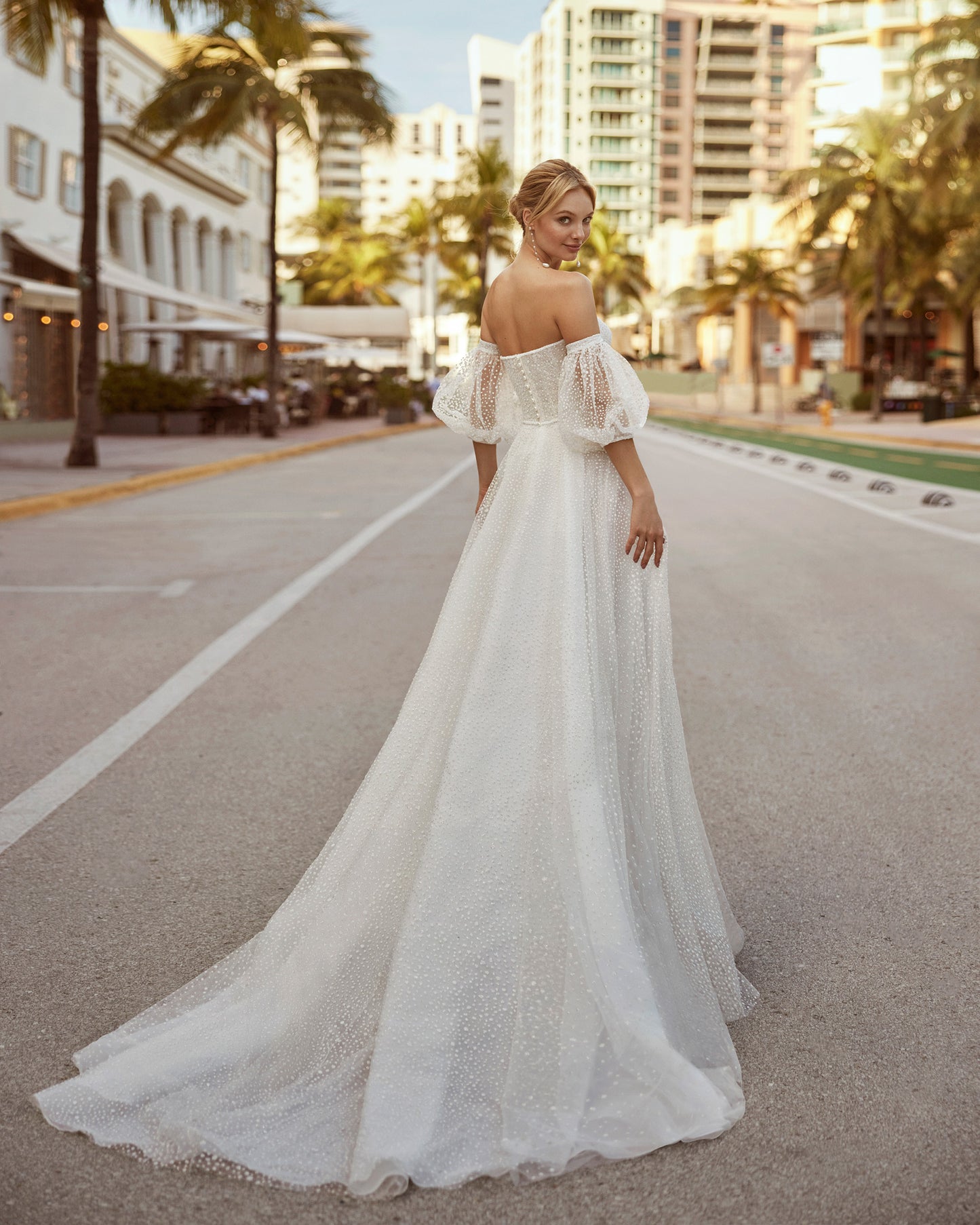 Luna Novias Catalina