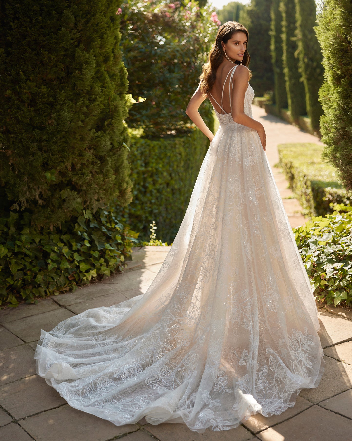 Adriana Alier Devine