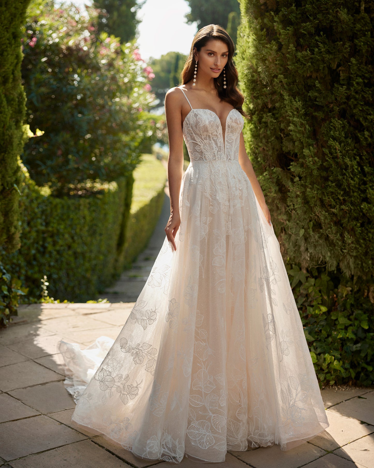 Adriana Alier Devine