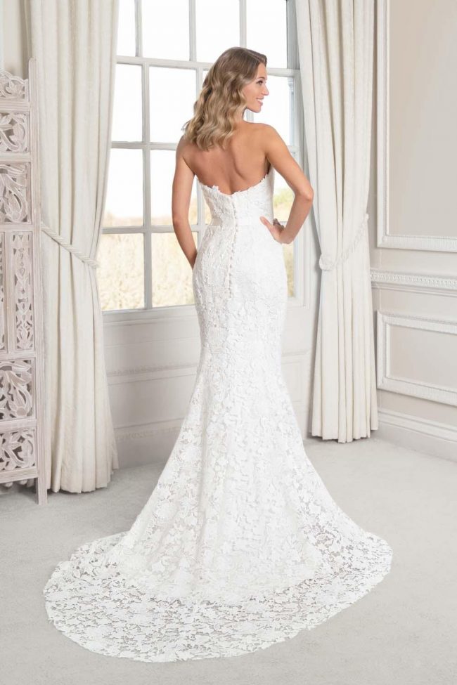 Caroline Castigliano Fiesta