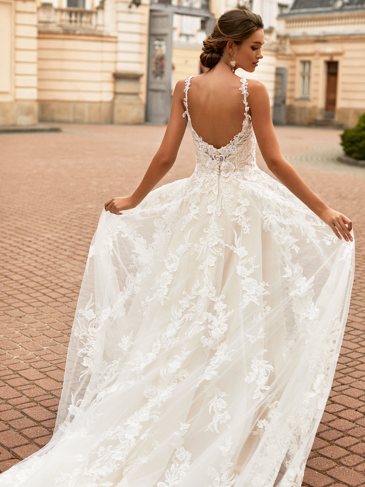 Moonlight Couture H1463