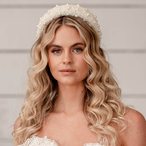 Arianna Large Pearl Padded Headband - ex display