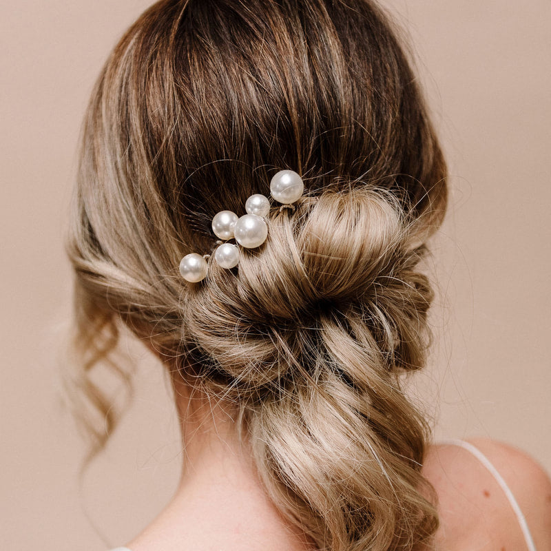 Arianna Purity Pearl Hair Pins – Set of 6 (Silver or Gold)