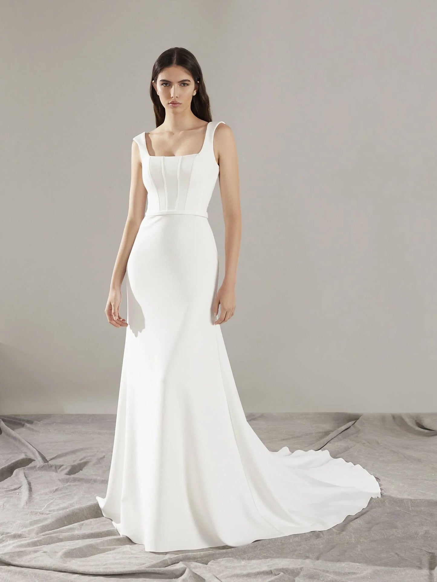 Pronovias Holane