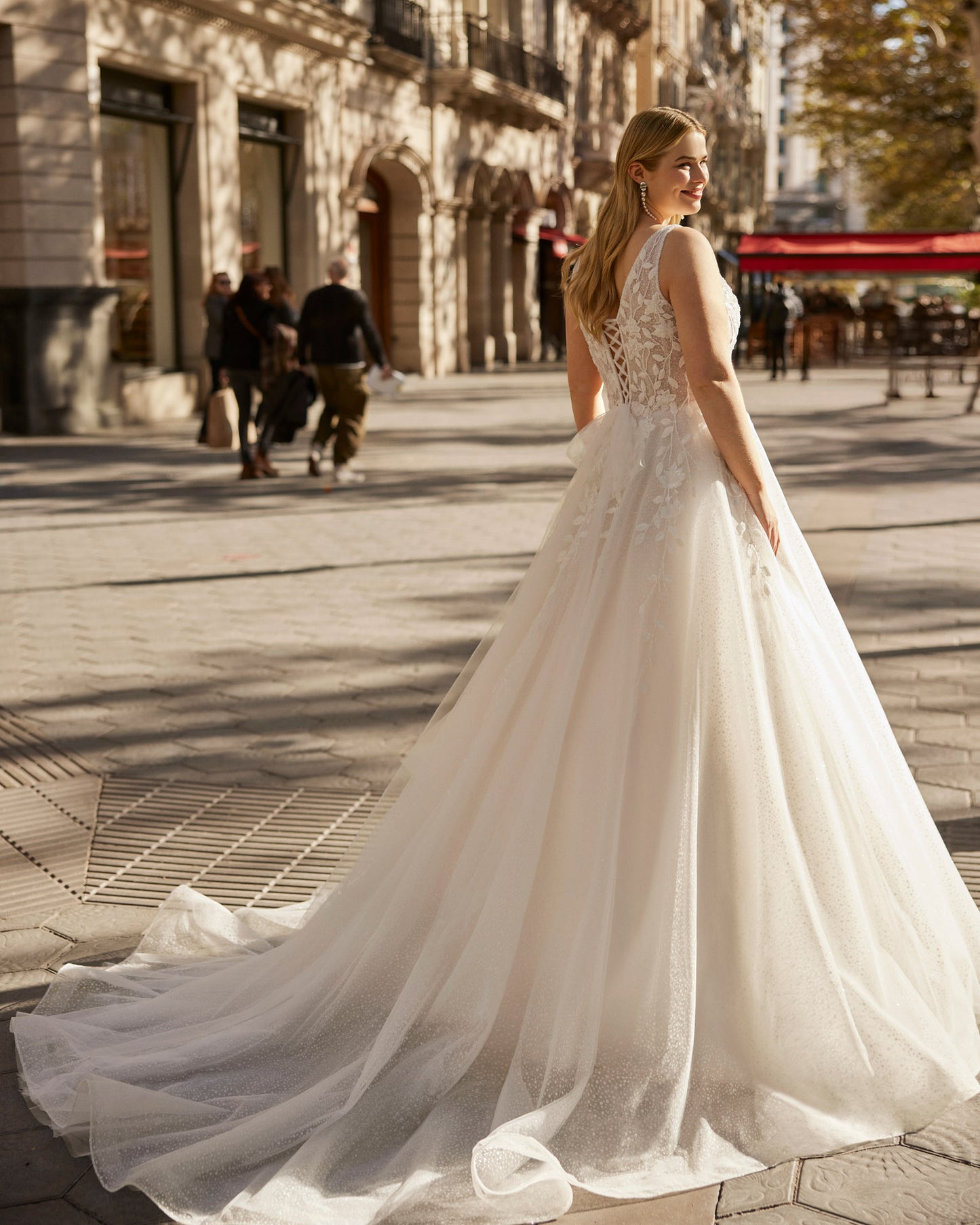 Martha Blanc Wendra Curve