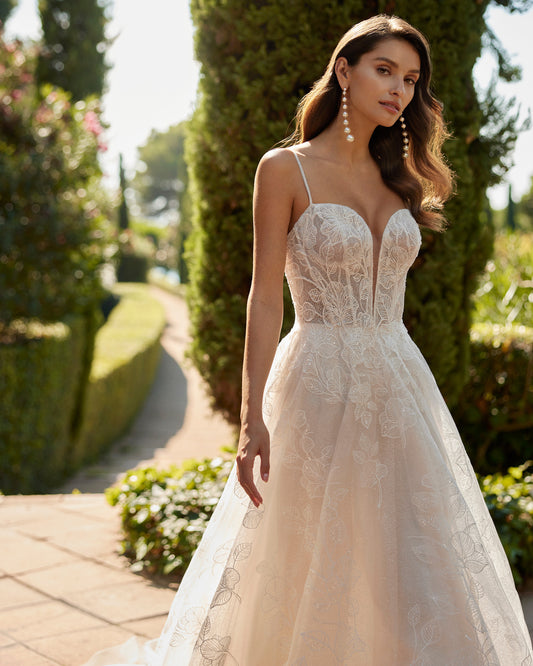 Adriana Alier Devine