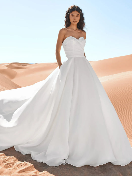 Pronovias Geiranger
