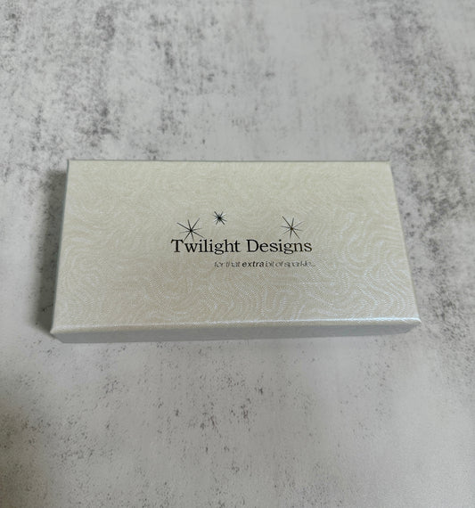 Twilight Designs Ivory Garter - One Size