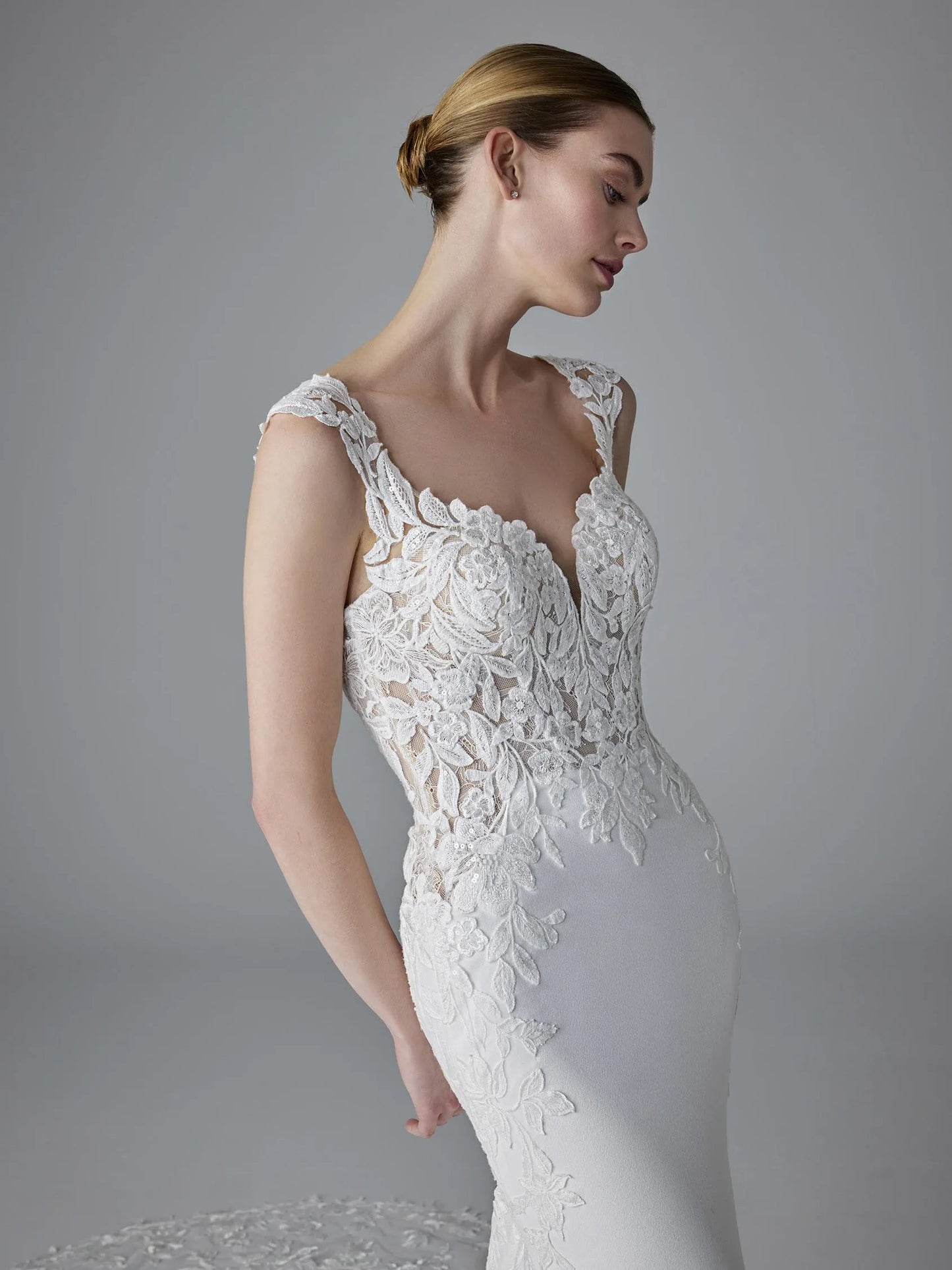 Pronovias Dion