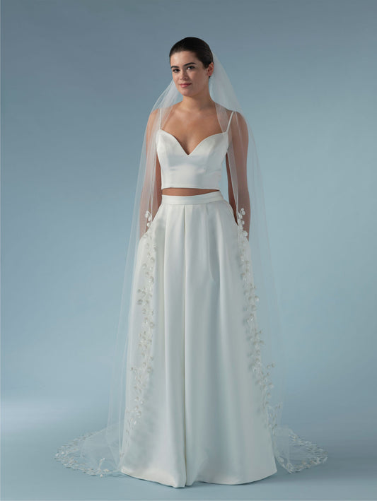 Poirier Tulip Embroidered Sequin Bridal Veil - 280cm - S448